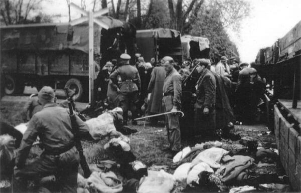 Loading of victims sent from Lodz
