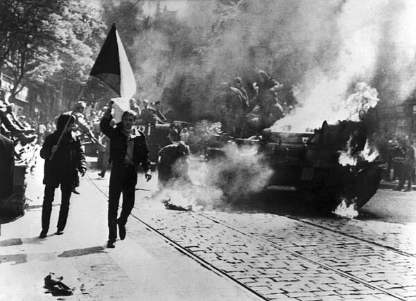 10 Soviet Invasion of Czechoslovakia